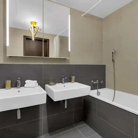 Skypark's Luxury I With Prime View