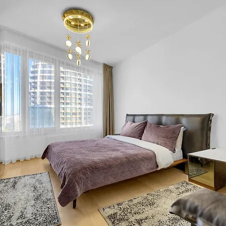 Skypark's Luxury I With Prime View