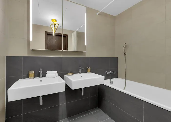 Skypark's Luxury I With Prime View