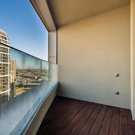 Skypark's Luxury I With Prime View Lägenhet Bratislava