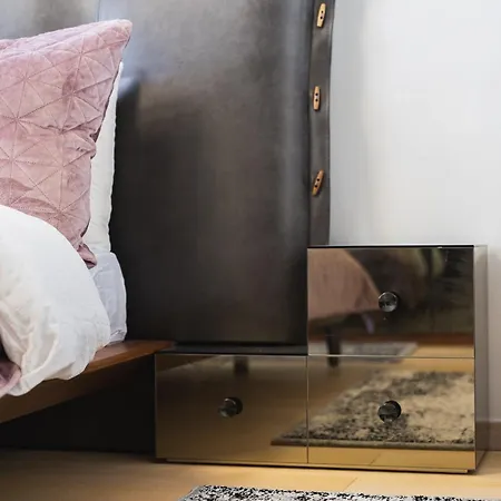 Skypark's Luxury I With Prime View Lägenhet Bratislava